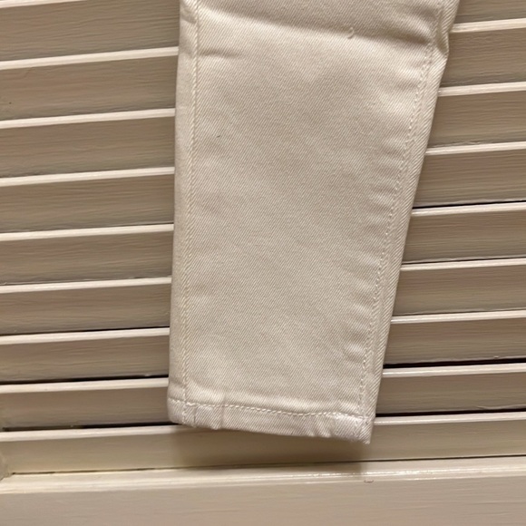 33. 7 For All Mankind Super Skinny Jeans in Clean White - Picture 9 of 17